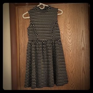 Black and white sleeveless dress xs